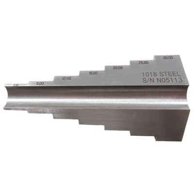 7-Stufen-Rohrkalibrierblock aus 1018-Stahl mit 2,5-5-10-15-20-25-30 mm Dicke für Ultraschallprüfung